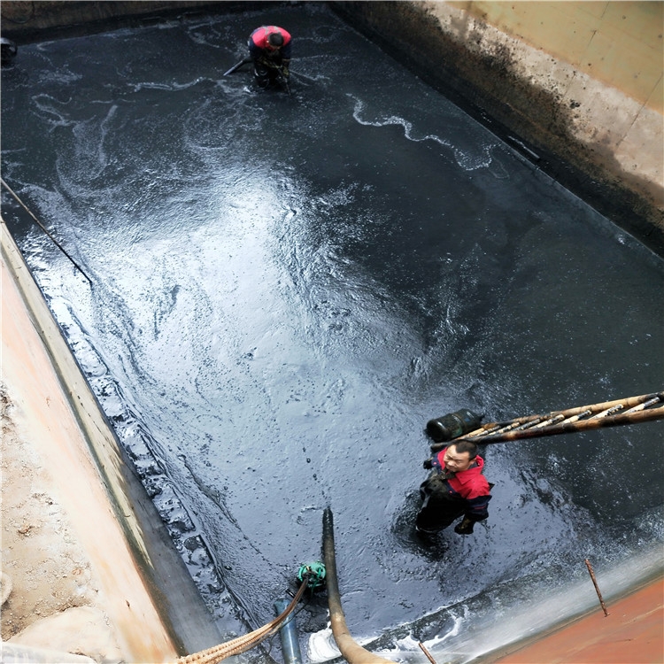 定陶废水池清理